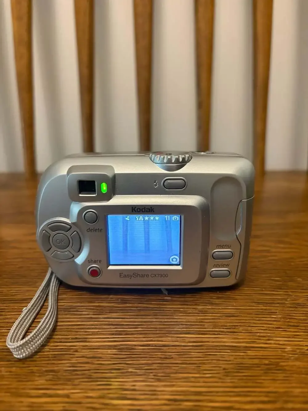 Kodak EasyShare CX7300 3.2 MP Digital Camera Silver
